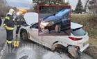 Elvakította a fény a Peugeot vezetőjét – Hyundai oldalába hajtott a 87-esen, Kőszeg határában