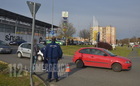Megrángatta az Opel vezetőjét a kocsinak koccanó Audi vezetője Szombathelyen, majd elhajtott