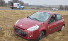 Újabb autó csúszott ki a „koszorús fánál” – Renault borult fel Felsőcsatár közelében