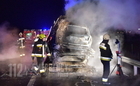 Audik égtek ki egy szlovén rendszámú Mercedes autószállítón Szeleste közelében