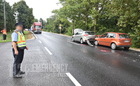 Ráfutásos baleset okoz nagy torlódást a 86-oson - Ford ütközött álló Kiának Balogunyomnál