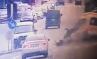 Videón a keddi halálos baleset - szirénázó mentőautó oldalába hajtott motoros