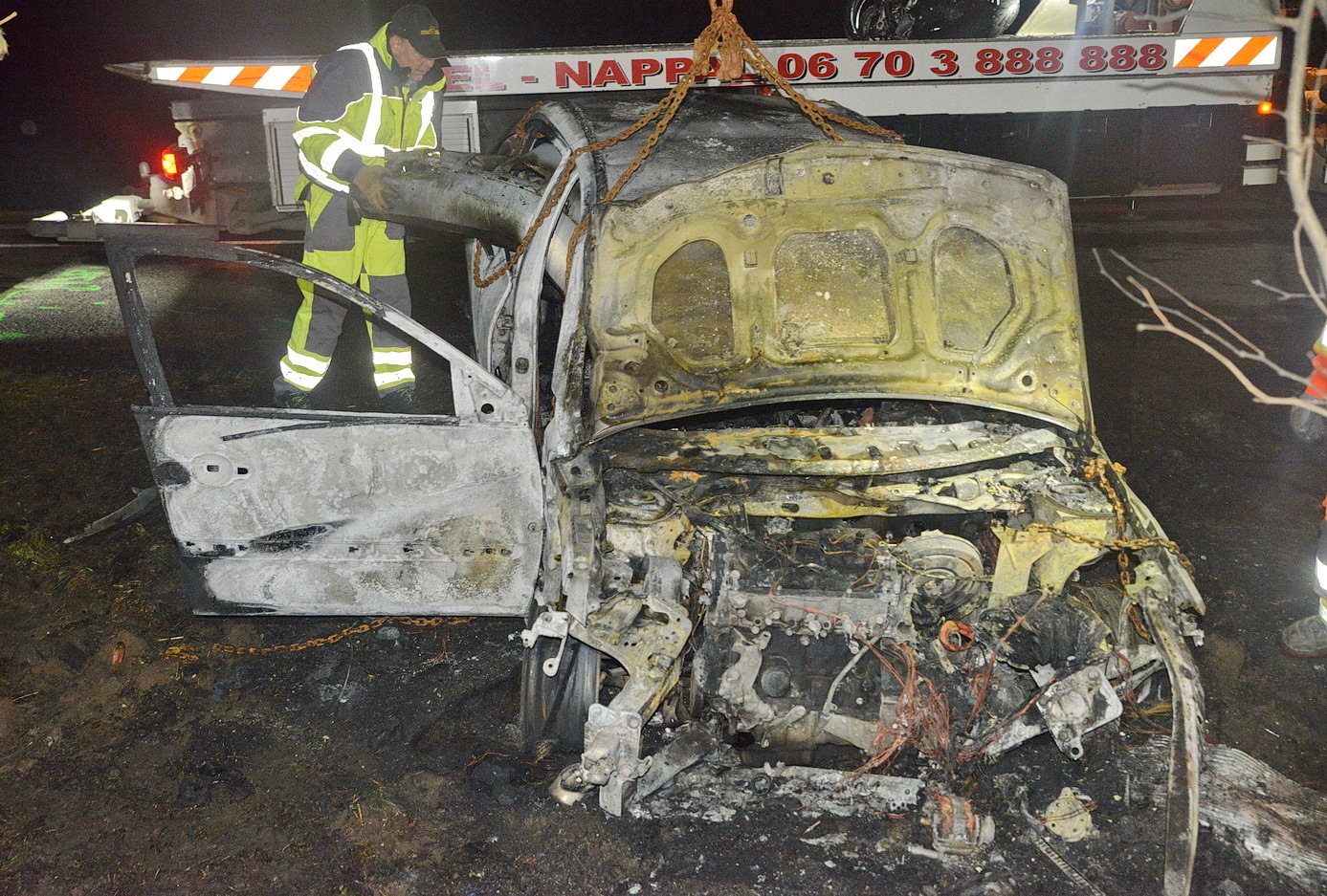 Videó a halálos rábahídvégi motoros vadbaleset és a szombathelyi mentőbaleset helyszínéről