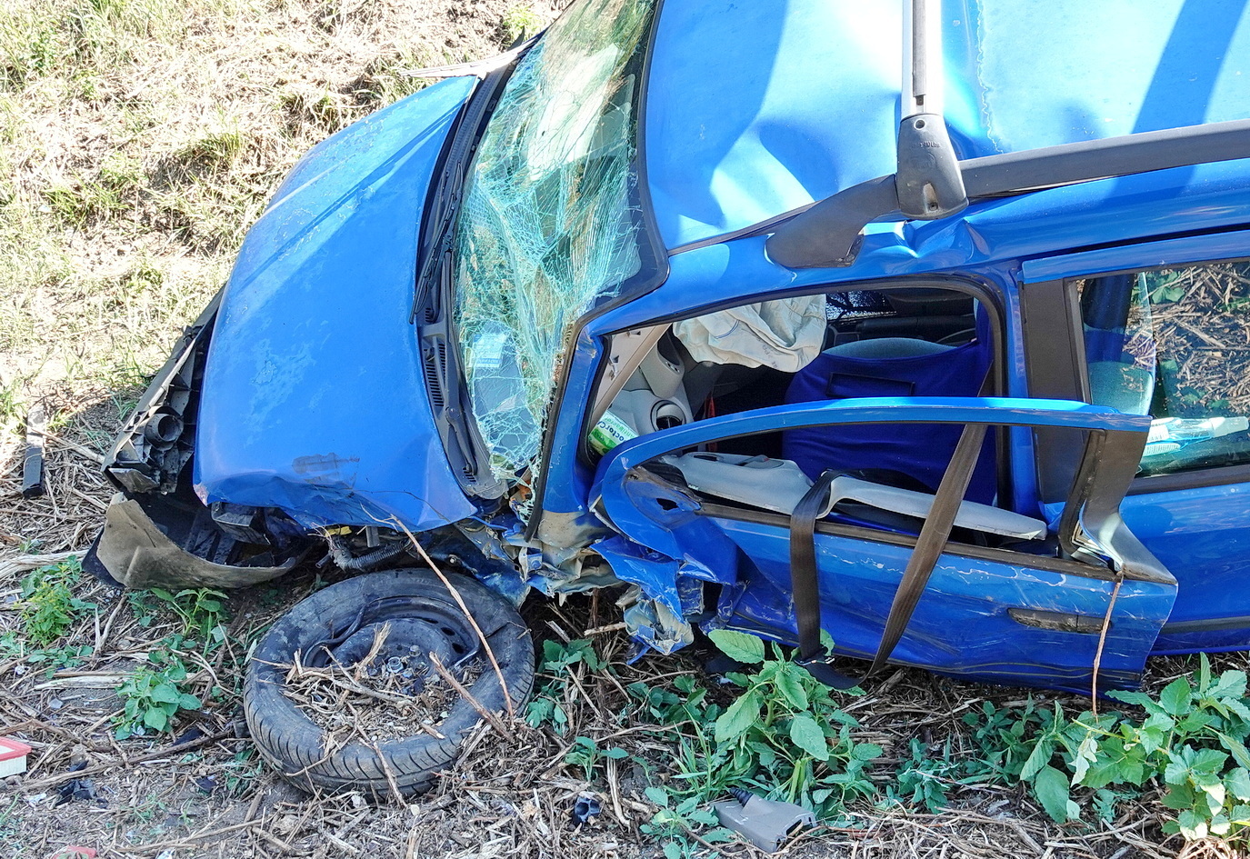 Lerepített az útról egy Fiatot egy Hyundai Sitke közelében, a 834-es főúton