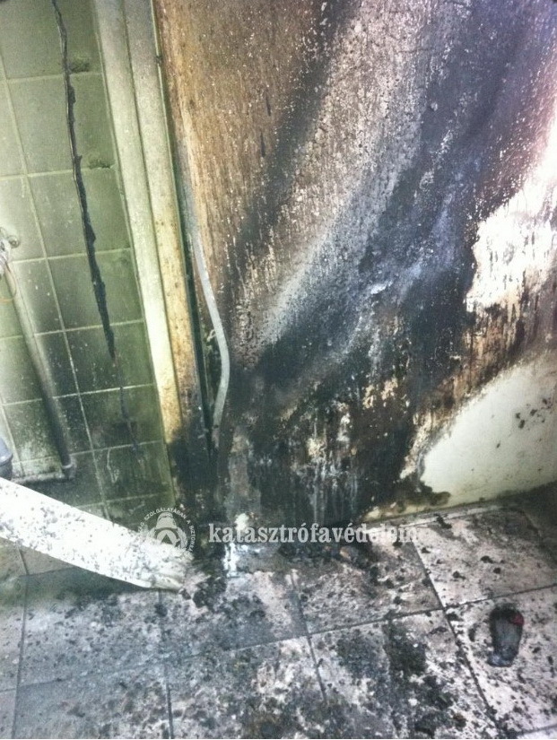 körmned ruhabolttűz1