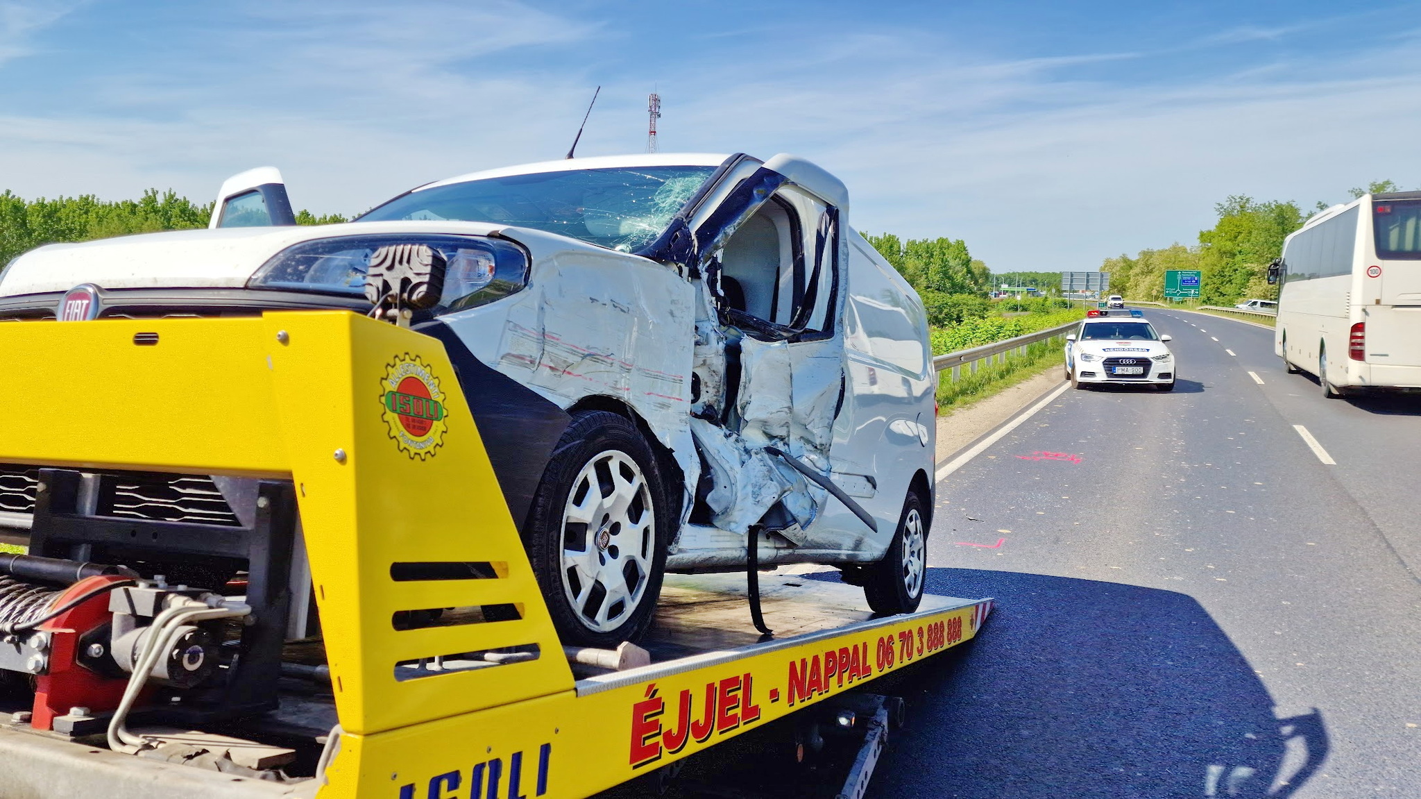 Két balesetben öt jármű rongálódott meg Körmend határában, a 86-os főúton