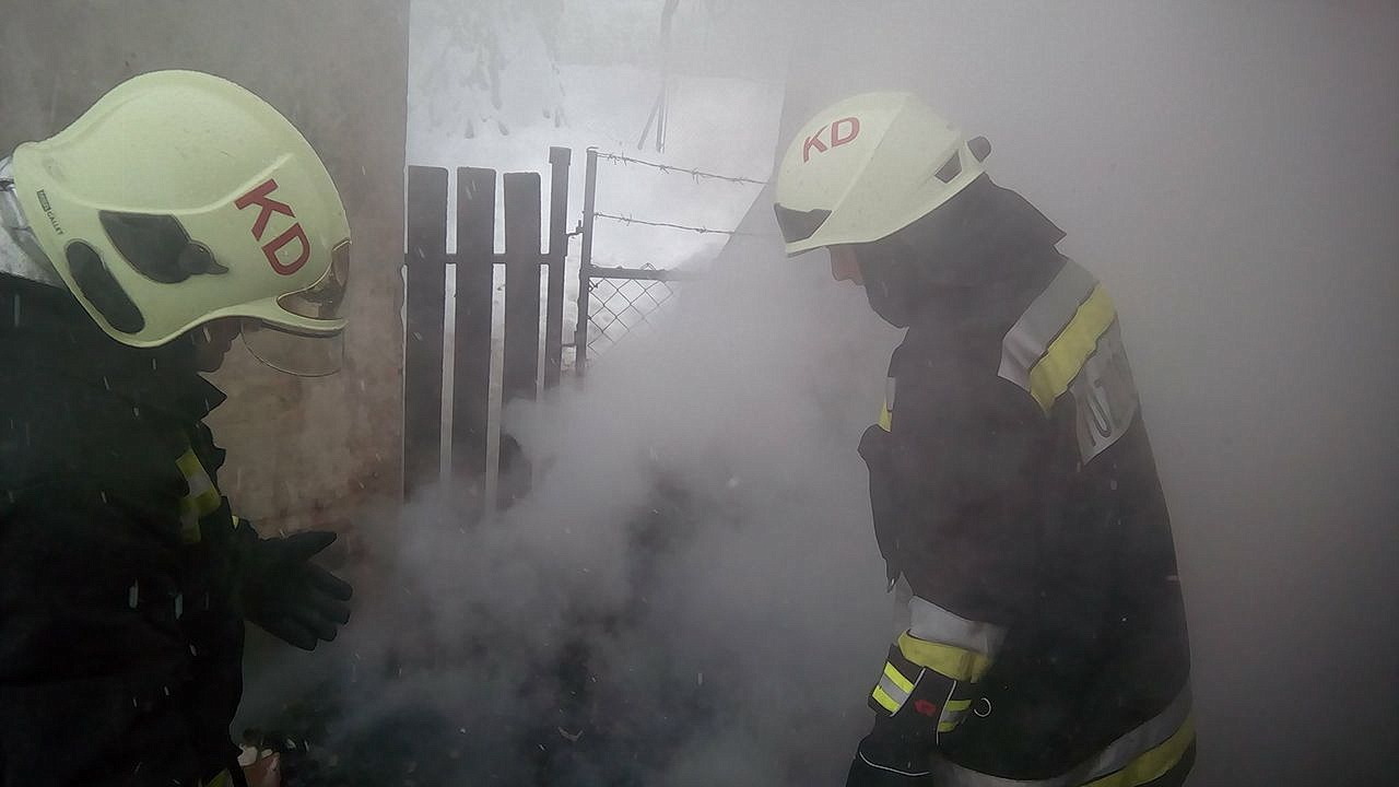 Csörötneki füstölő tűz