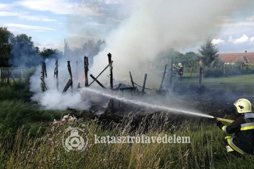 2018.06.23. Melléképülettűz Rábapatyon