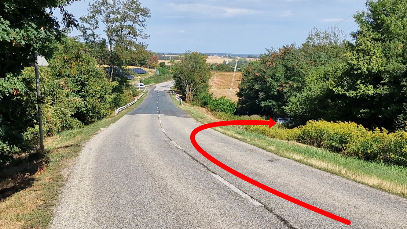 Fák közé csapódott egy Skoda Horvátzsidány közelében - vizes burkolaton, kanyarban csúszott meg az autó