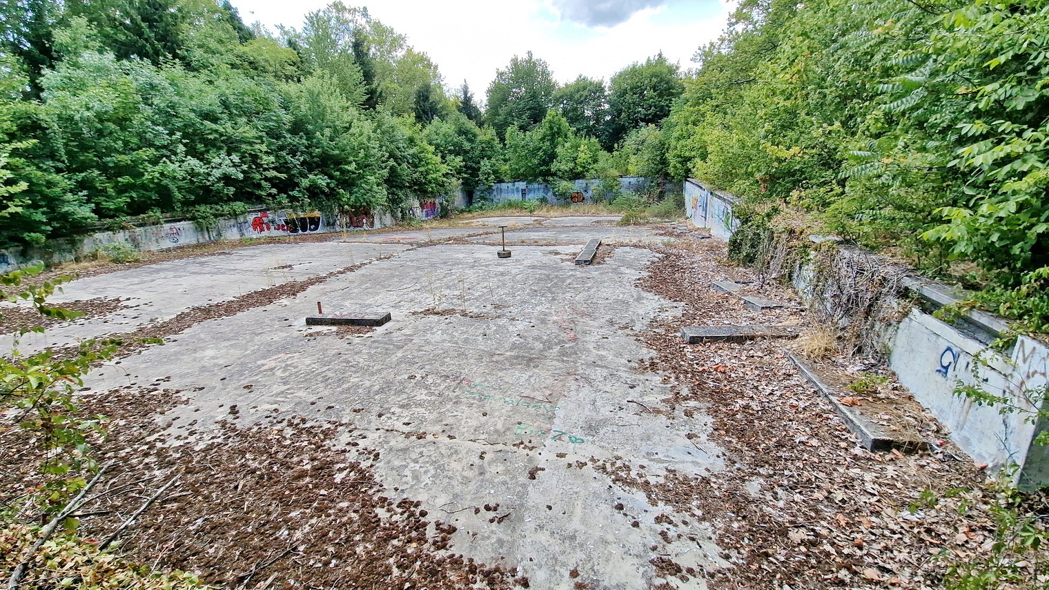 Holttestet találtak a volt városi strand öltözőjében, Kőszegen
