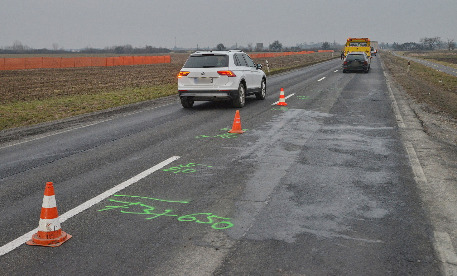Daihatsu tolta össze a sort a 86-os főúton, Balogunyom és Petőfi-telep között Fotó: Olvasó