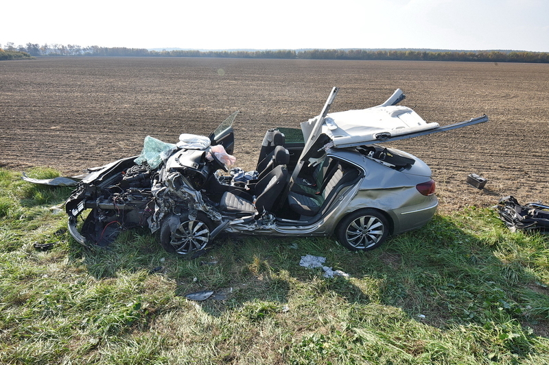 Figyelmetlenül előző Volkswagen vezetje okozott súlyos balesetet Balogunyomnál Fotó: Tánczos Mihály