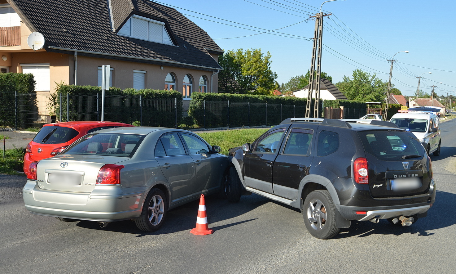 Dacia hajtott Toyotának Torony településen