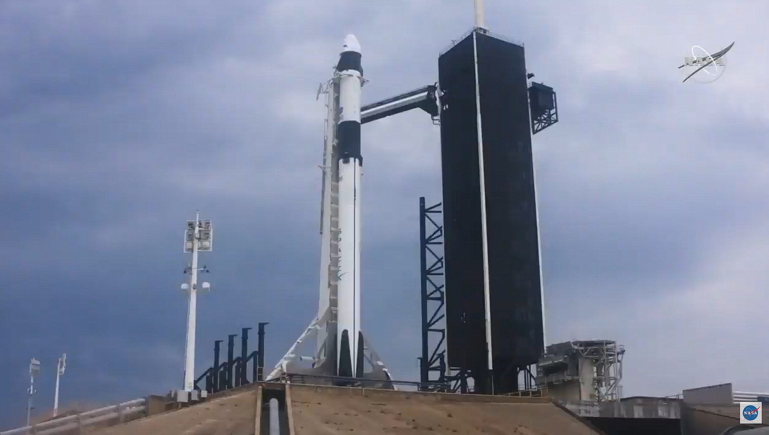 Indítás előtt Forrás: NASA TV