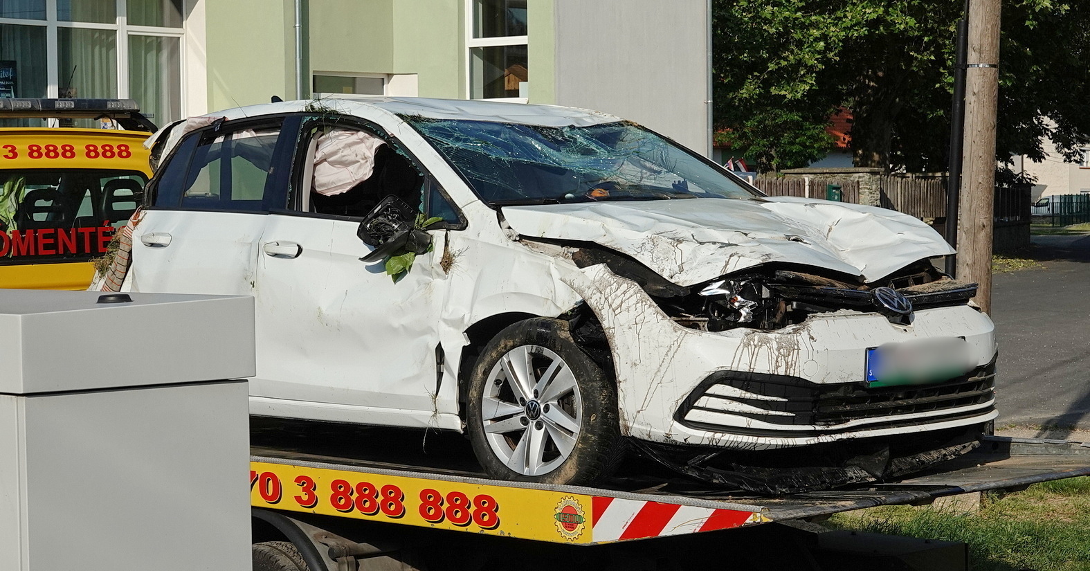 Kertbe repült egy VW Horvátzsidányban