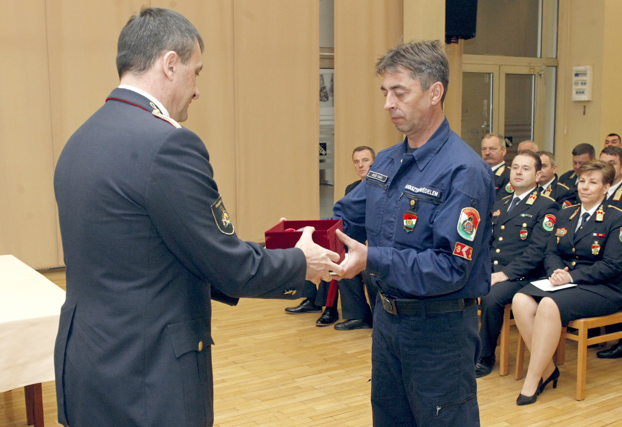 Hegedüs Tamás tűzoltó törzszászlós köszöntése