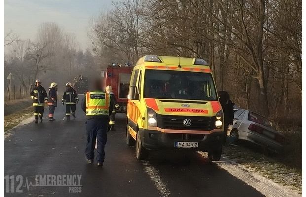Baleset Mikosszéplak közelében