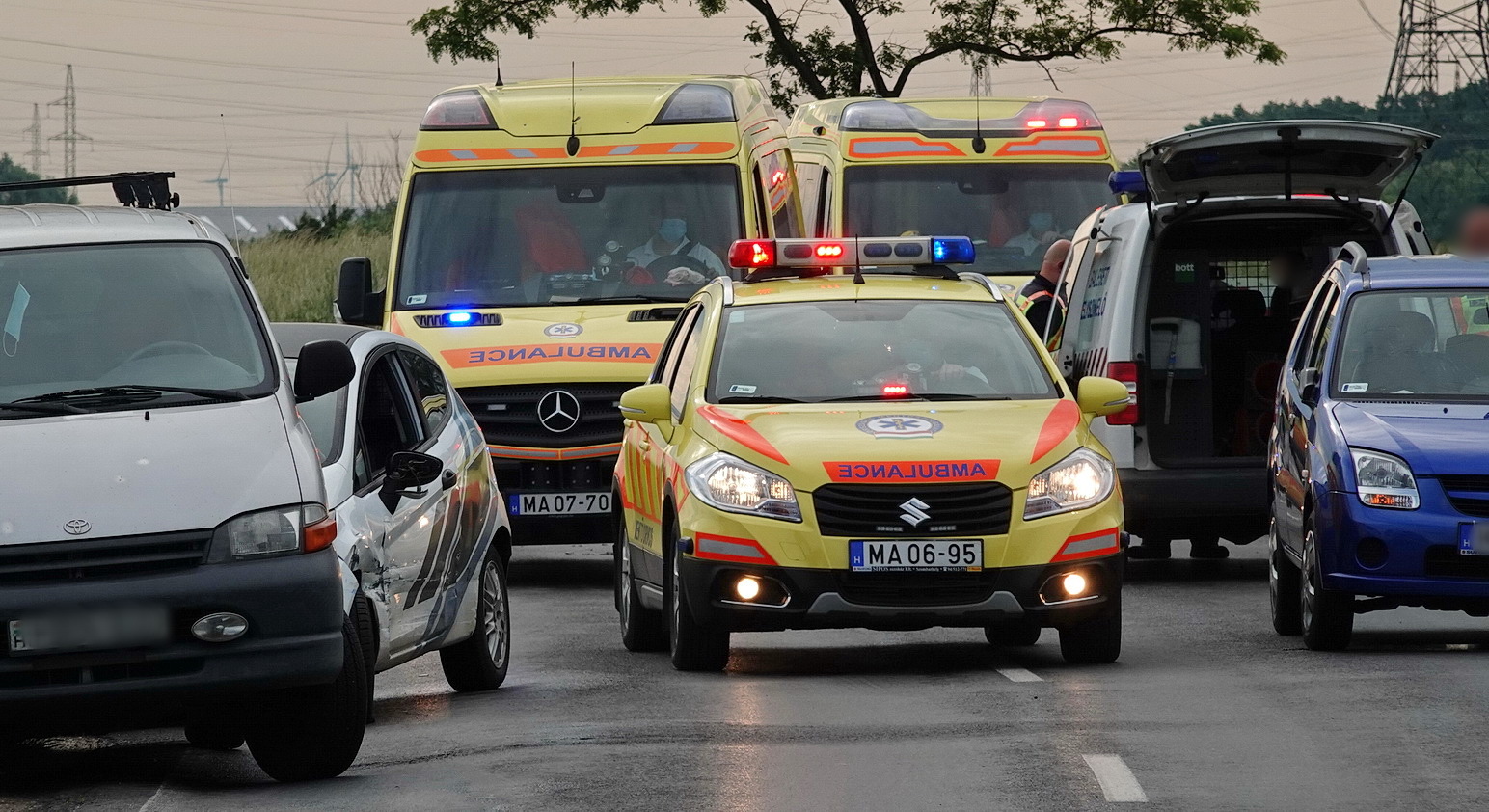 Négy autó ütközött Szombathely közelében - ittas lehetett az okozó