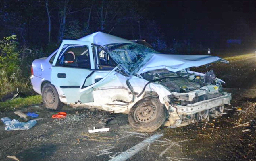 Az okozó súlyosan megsérült, Opeljére másik jármű rendszámát szerelte fel