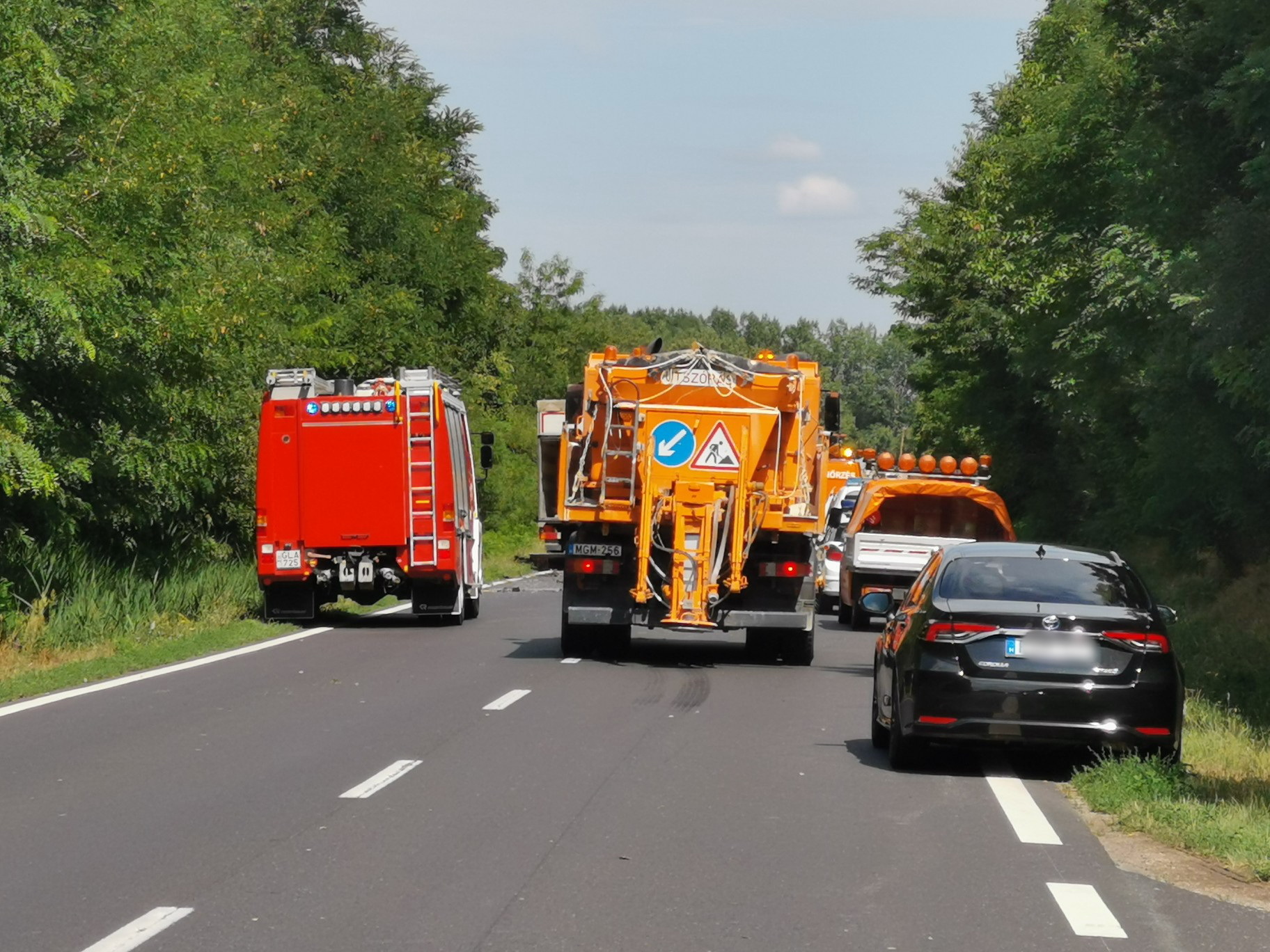 Mindkét irányba megindult a forgalom a 8-as főúton