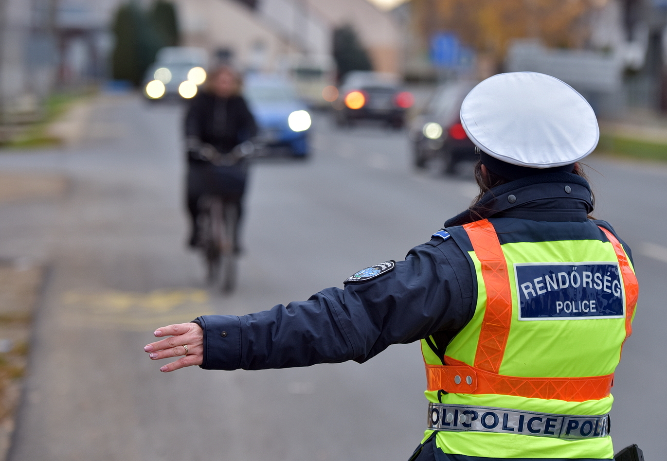 Kerékpárosokat is megállítottak a rendőrök Sárváron