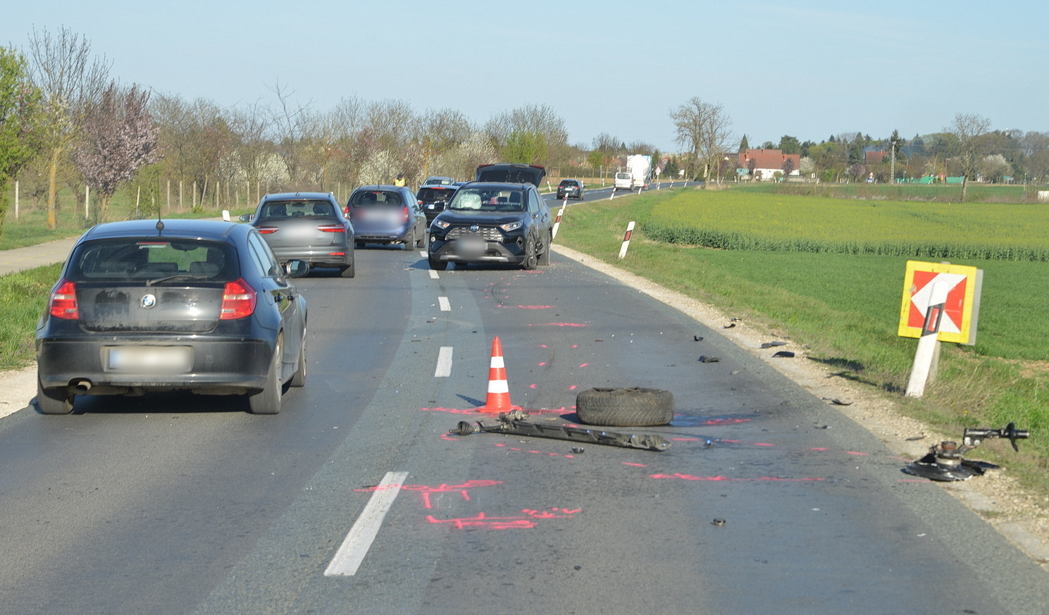 Opel és Toyota ütközött érintőlegesen Tanakajd közelében, a 87-es főúton