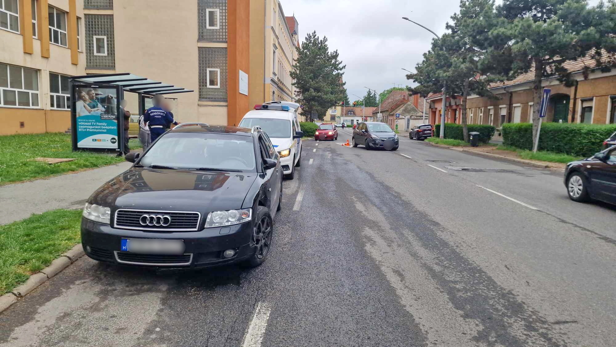 Audi ütközött Opelnek Szombathelyen