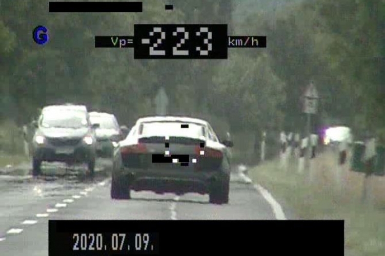 Jánosháza térségében mérték be 223 km/órás sebességgel a gyorshajtót