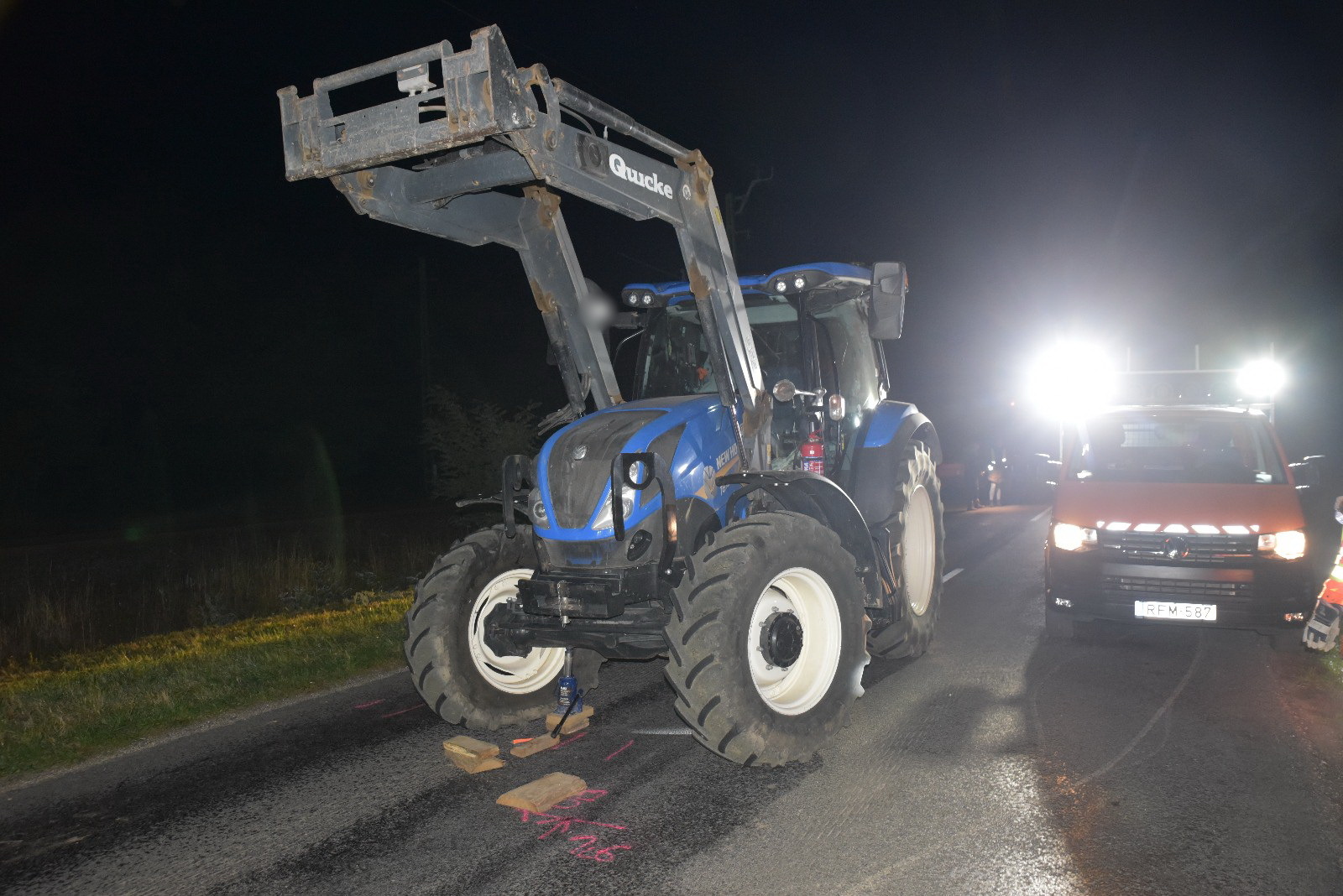 Halálos motorbaleset Nemeskeresztúrnál - Honda ütközött New Holland traktorral