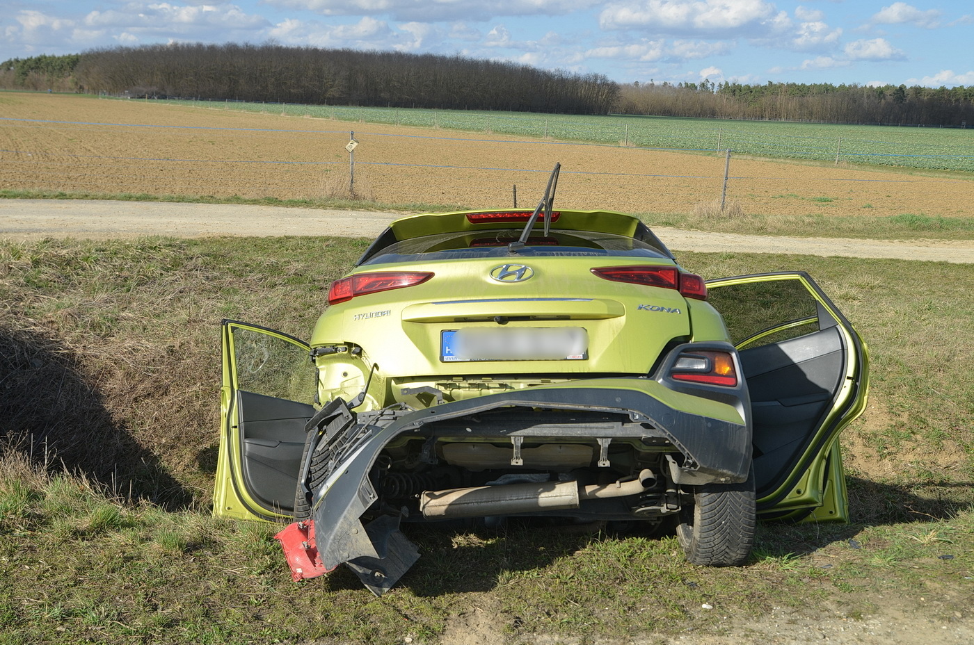 Hárman megsérültek a 89-esen - Hyundai hajtott VW elé Szombathely közelében