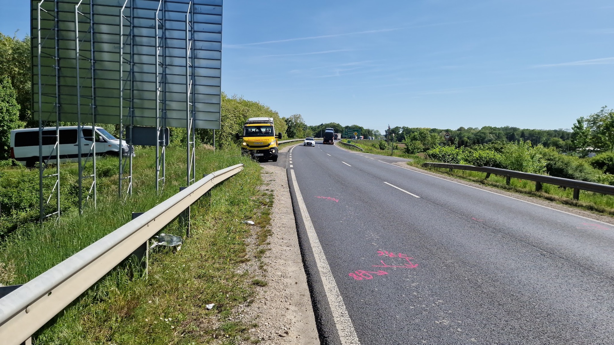 Két balesetben öt jármű rongálódott meg Körmend határában, a 86-os főúton