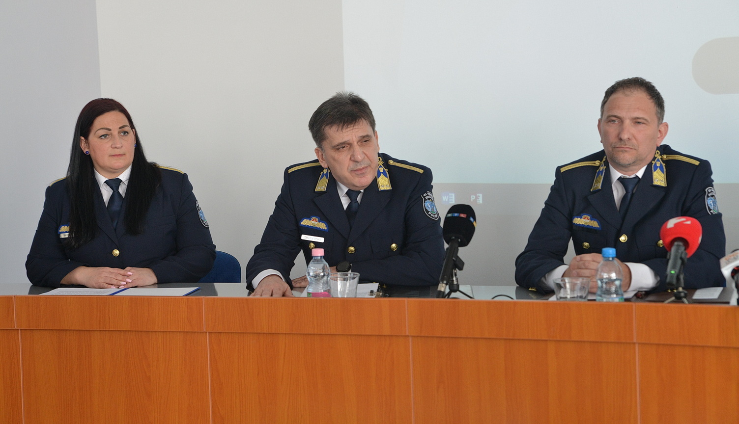 Osztrák-magyar sajtótájékoztató Szombathelyen - Elfogták a güssingi és körmendi rablás elkövetőjét