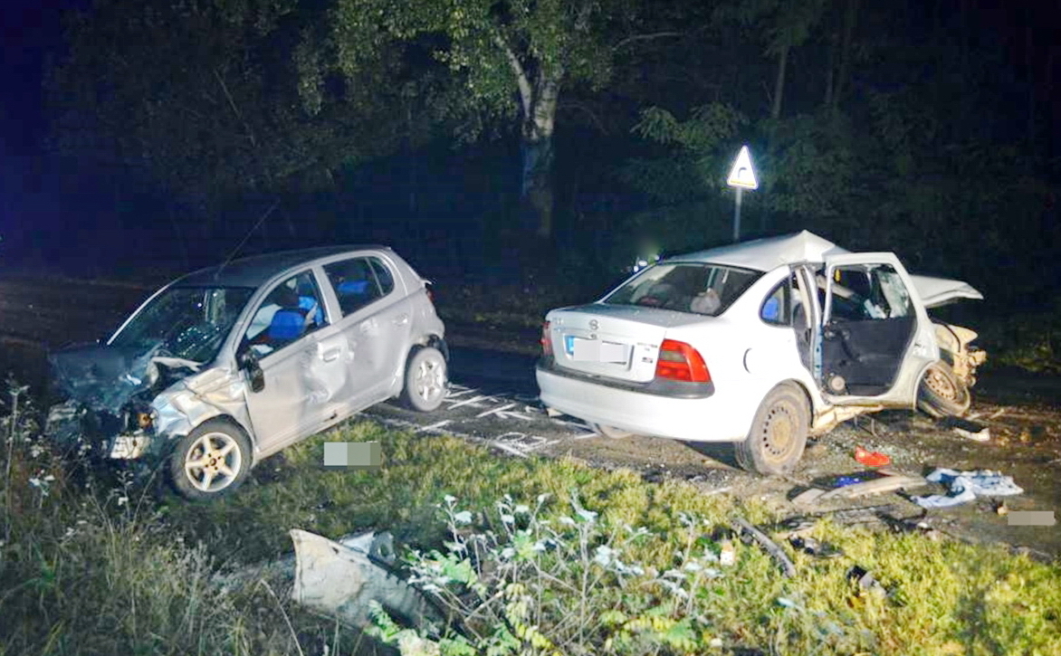 A Toyotában utazó asszony életét vesztette, a vétlen sofőr súlyosan megsérült