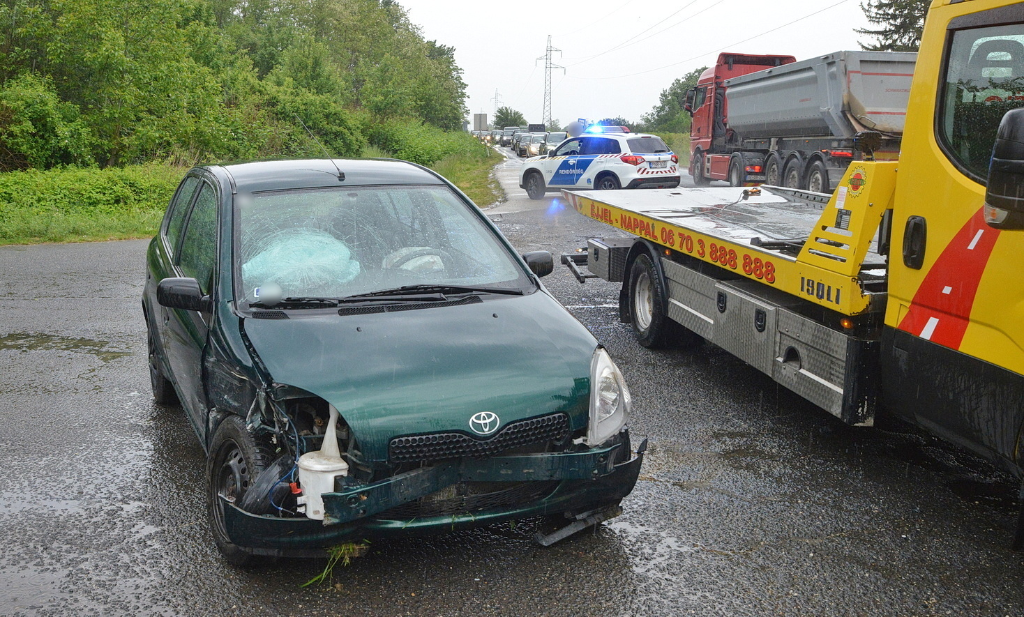 Két Toyota ütközött a 87-es főúton, Szombathely és Táplánszentkereszt között