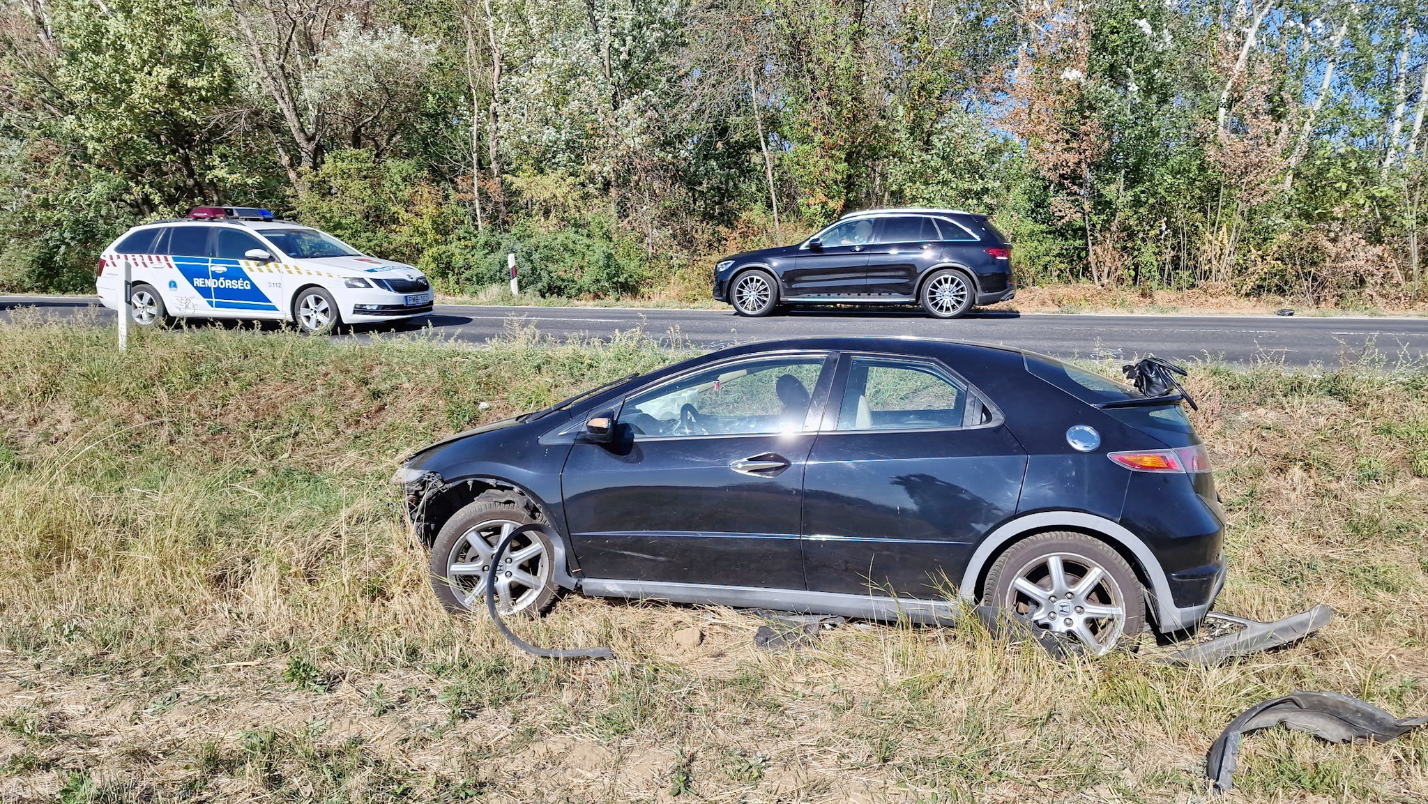 Előzésben lévő Honda elé kanyarodott egy Peugeot a 87-esen, Lukácsházánál - négyen megsérültek