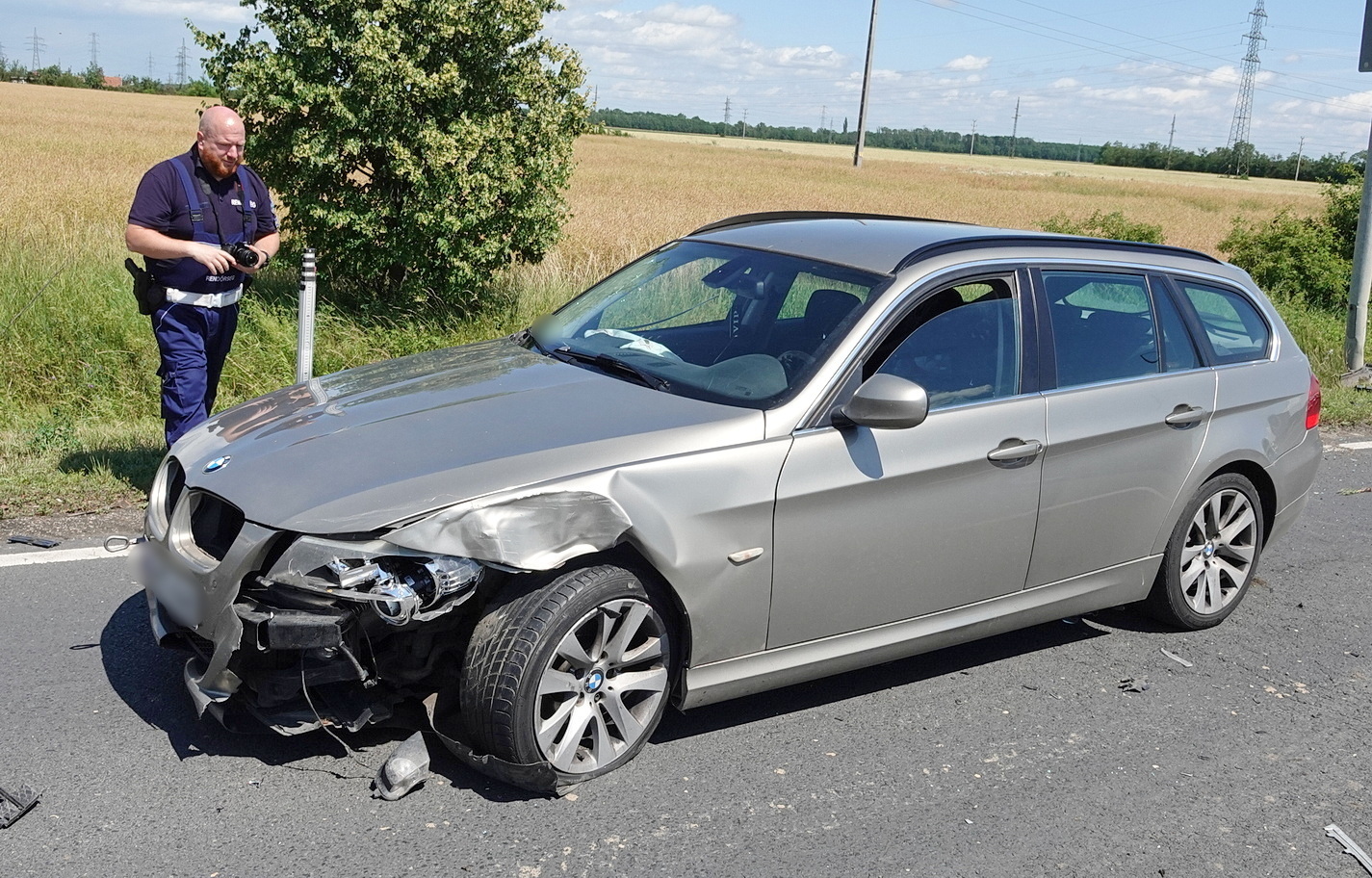 Szabálytalanul megforduló Renault miatt ütközött három autó Szombathely határában