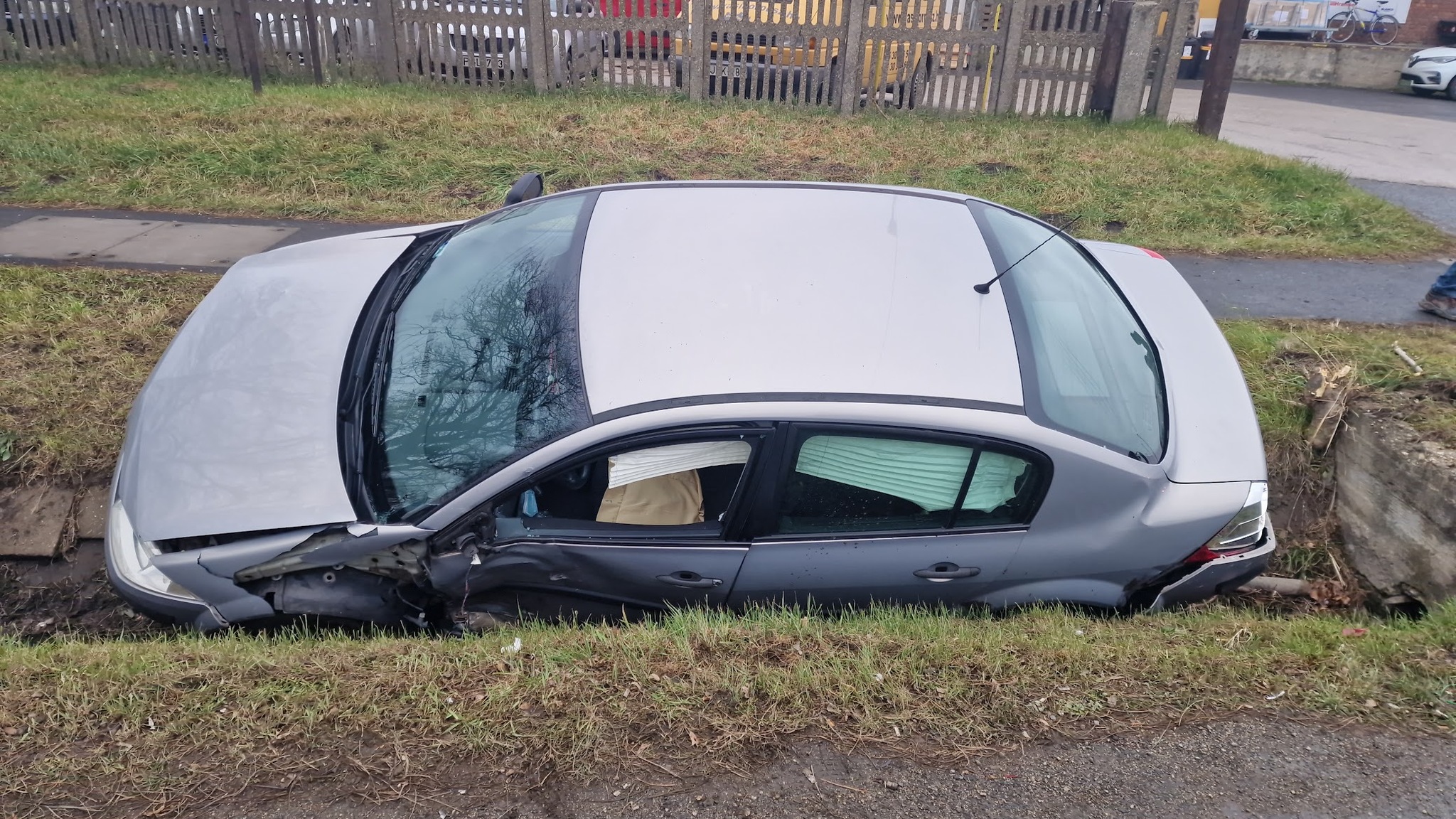 Konténerszállító MAN elé hajtott egy Renault Szombathelyen Fotó: Tánczos Mihály