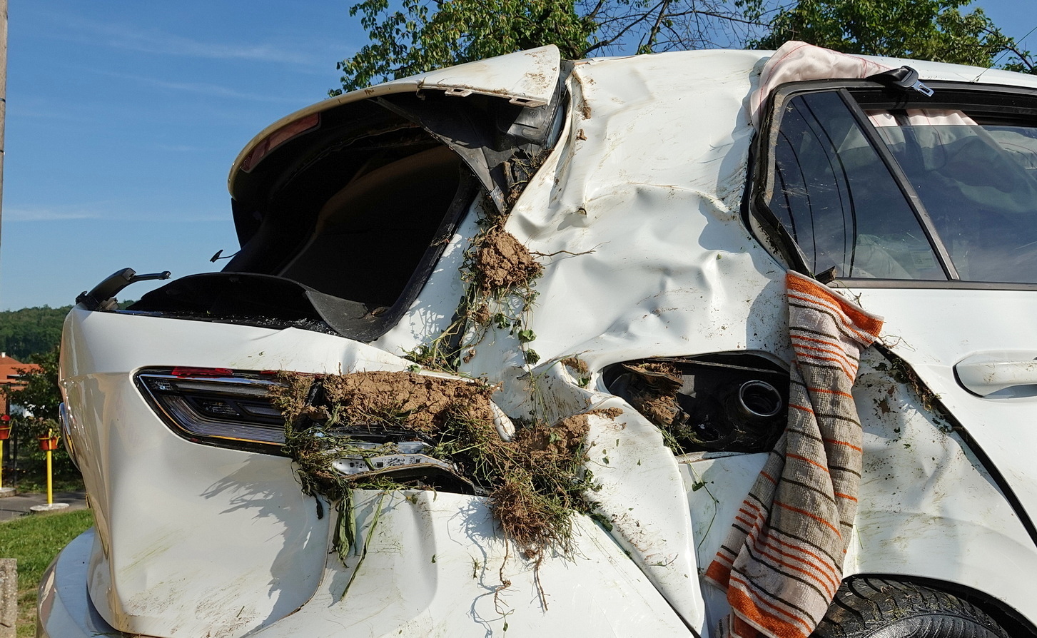 Kertbe repült egy VW Horvátzsidányban