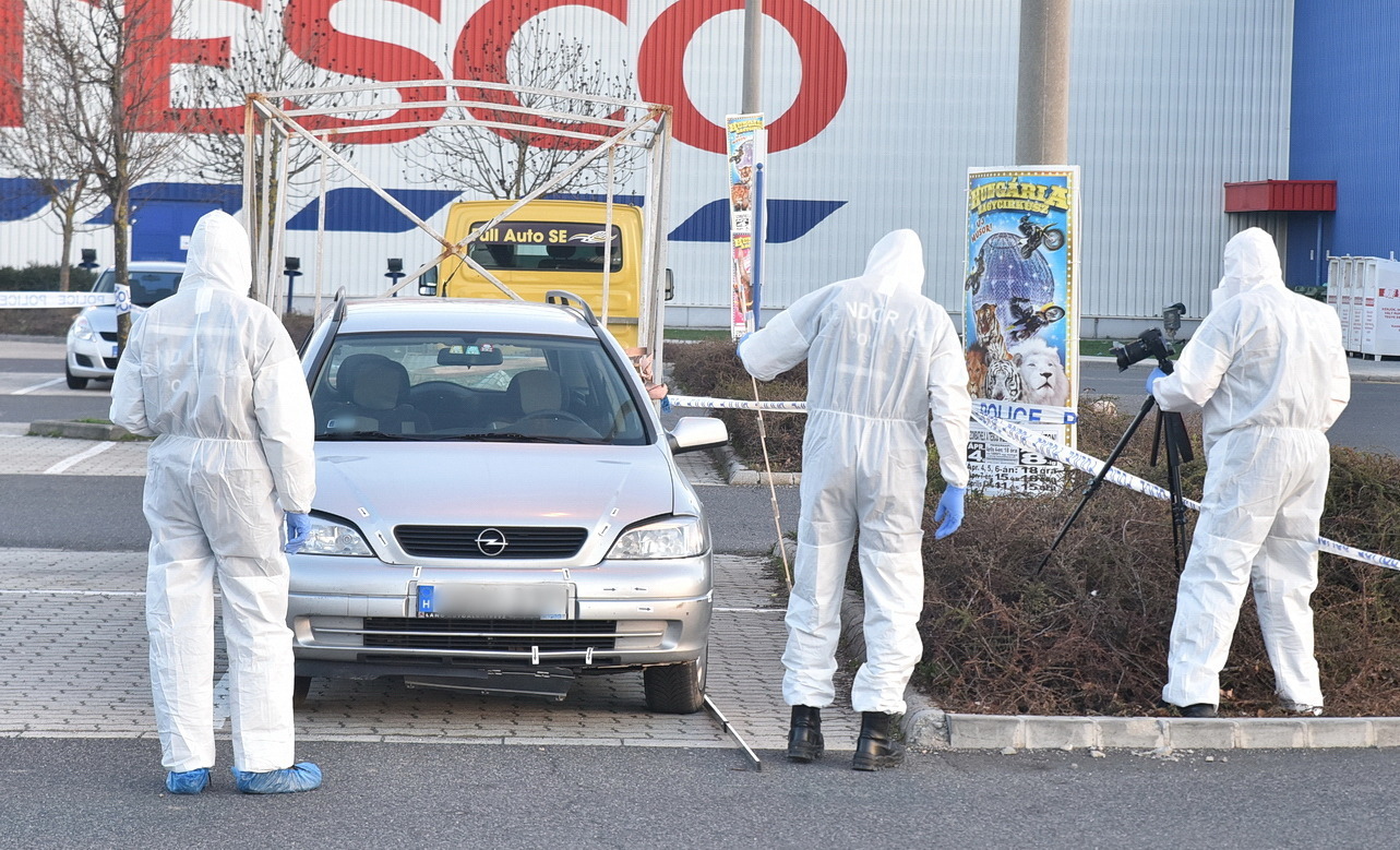 A kettős emberöléssel gyanúsított férfin Szombathelyen ütöttek rajta a rendőrök