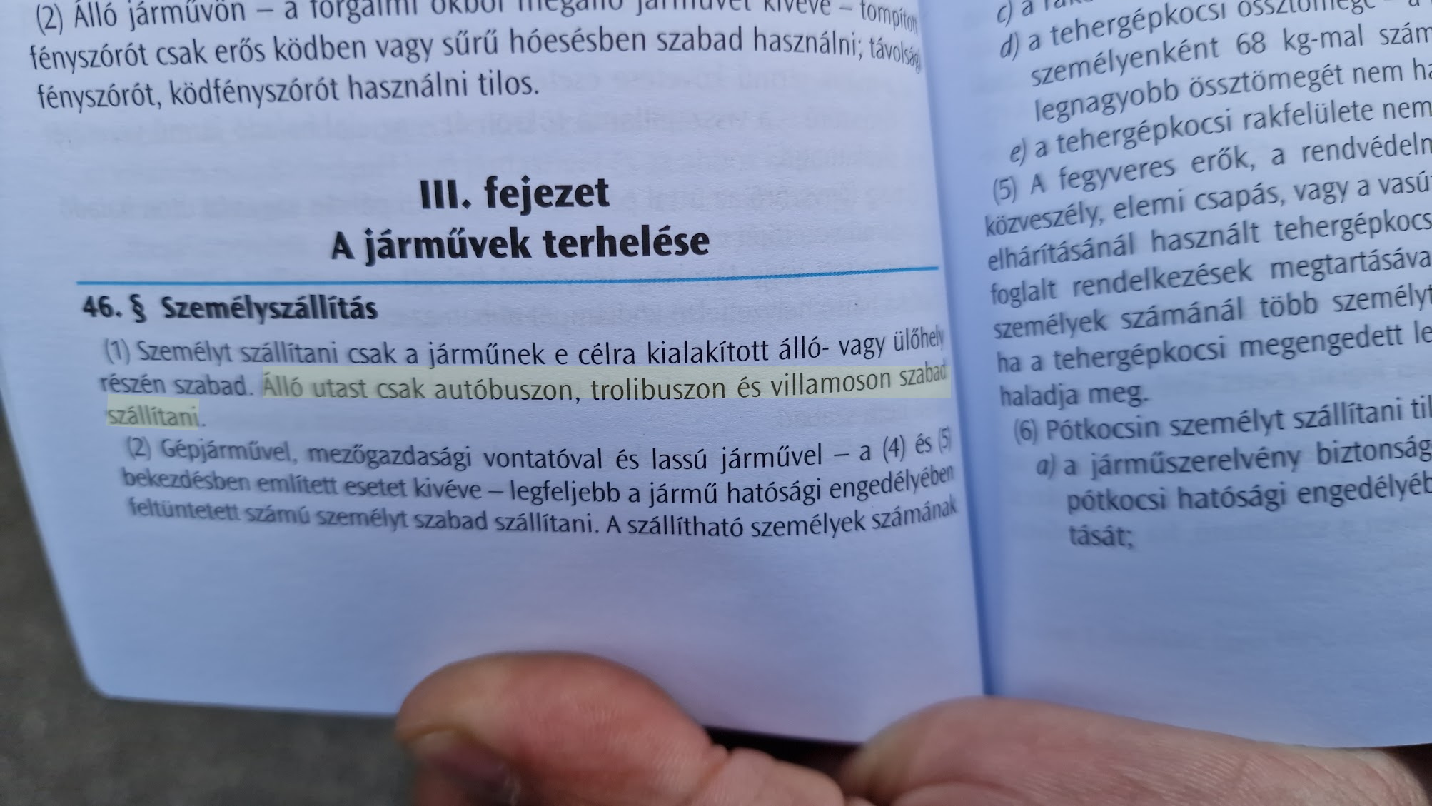 A KRESZ alapján nem megengedett az utas szállítása rolleren