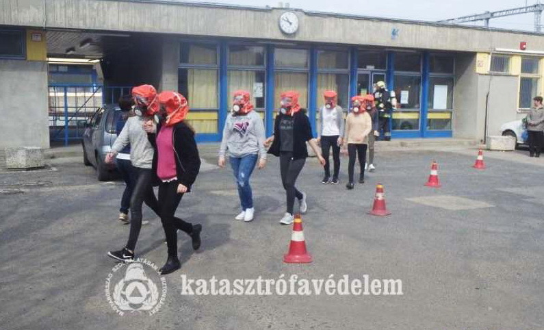 Tűz ütött ki majd klór gáz került a szabadba –gyakorlat Répcelakon