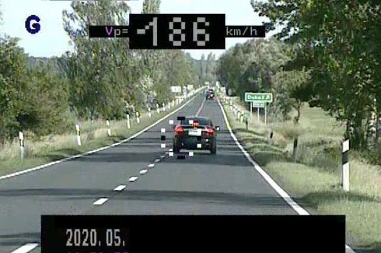 A heti csúcstartó ezúttal 186 km/órás sebességgel haladt a 84-es főúton