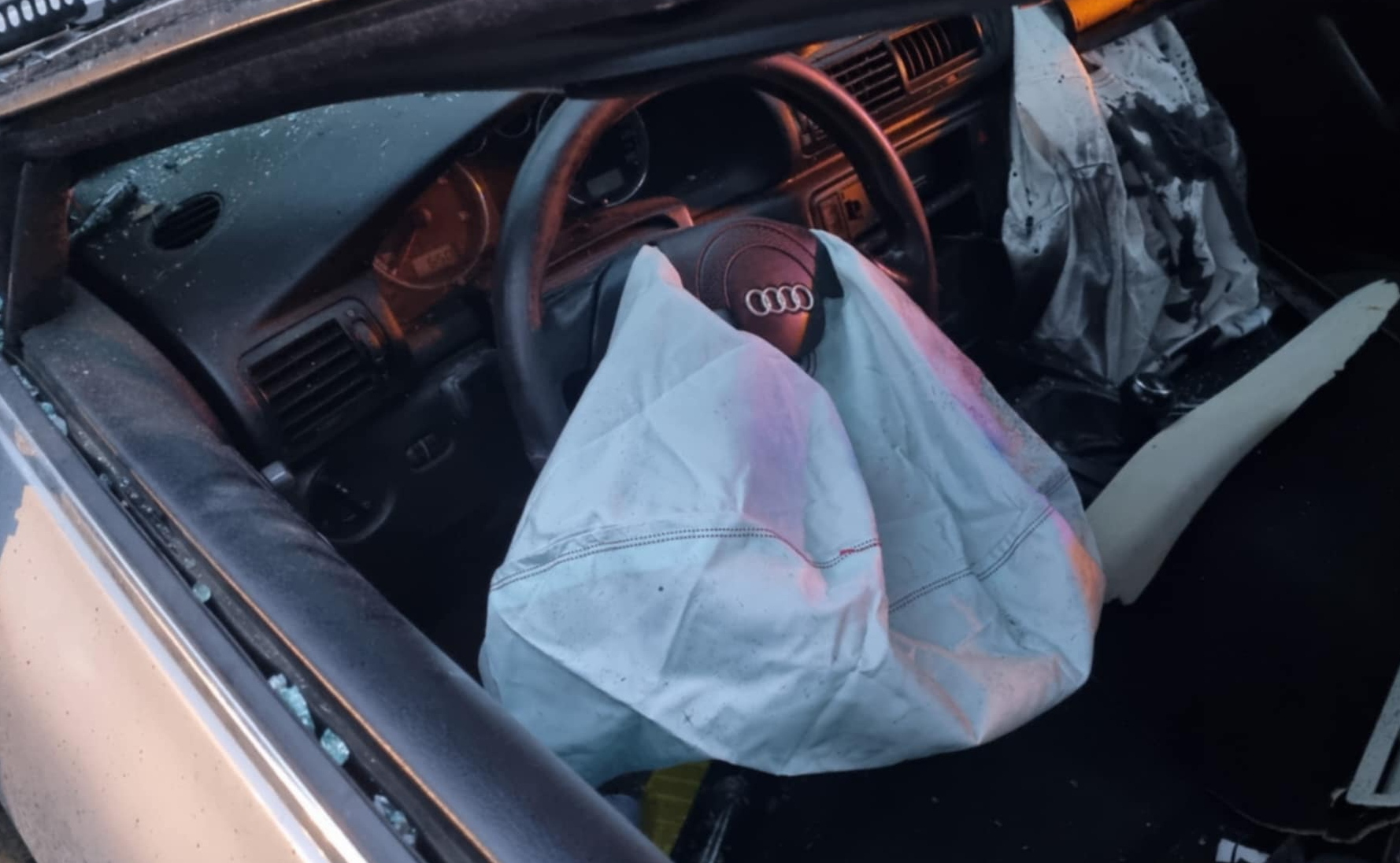 A kormányon a márkajelzés senkit ne tévesszen meg Fotó: Könye Gábor/ Őriszentpéter ÖTE