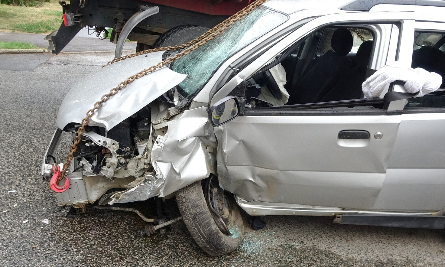 Elvesztette az eszméletét a Suzuki vezetője Kőszegen - két autóval ütközött a járműve Fotó: Tánczos Mihály