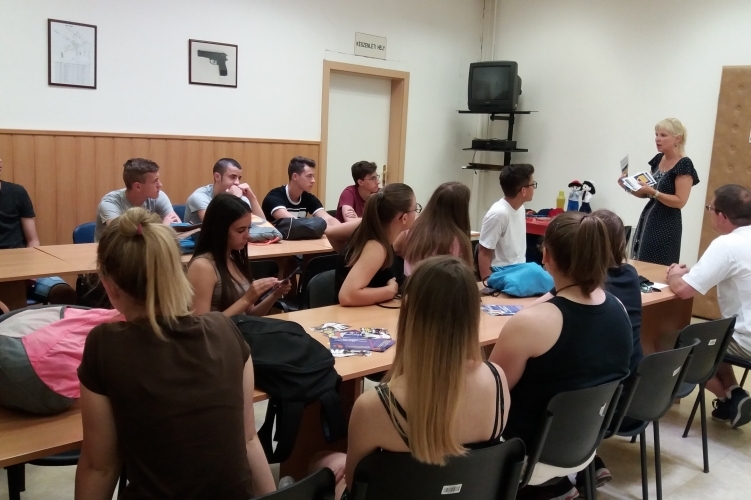 Rendész tanulók rendőrszakmai gyakorlata Szombathelyen