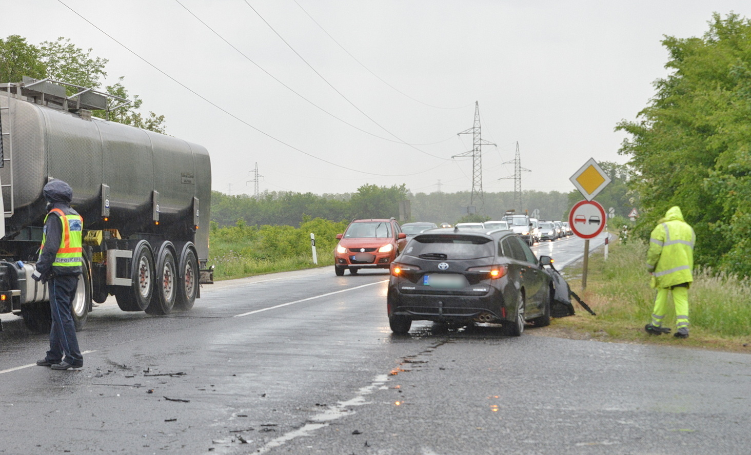 Két Toyota ütközött a 87-es főúton, Szombathely és Táplánszentkereszt között