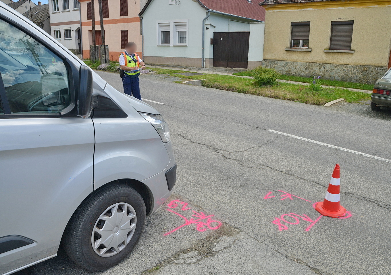 Fiat oldalának szaladt takarásból és megsérült egy idős asszony Bozsokon