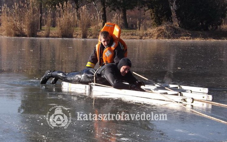 Jégről mentési gyakorlat Sárvár 4.
