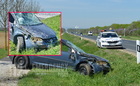 Rosszul lett a sofőr – árokba csapódott és felborult egy VW Sárvár közelében