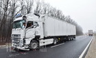Új kamion volánjánál szundított el a sofőr a 86-oson, Körmendnél